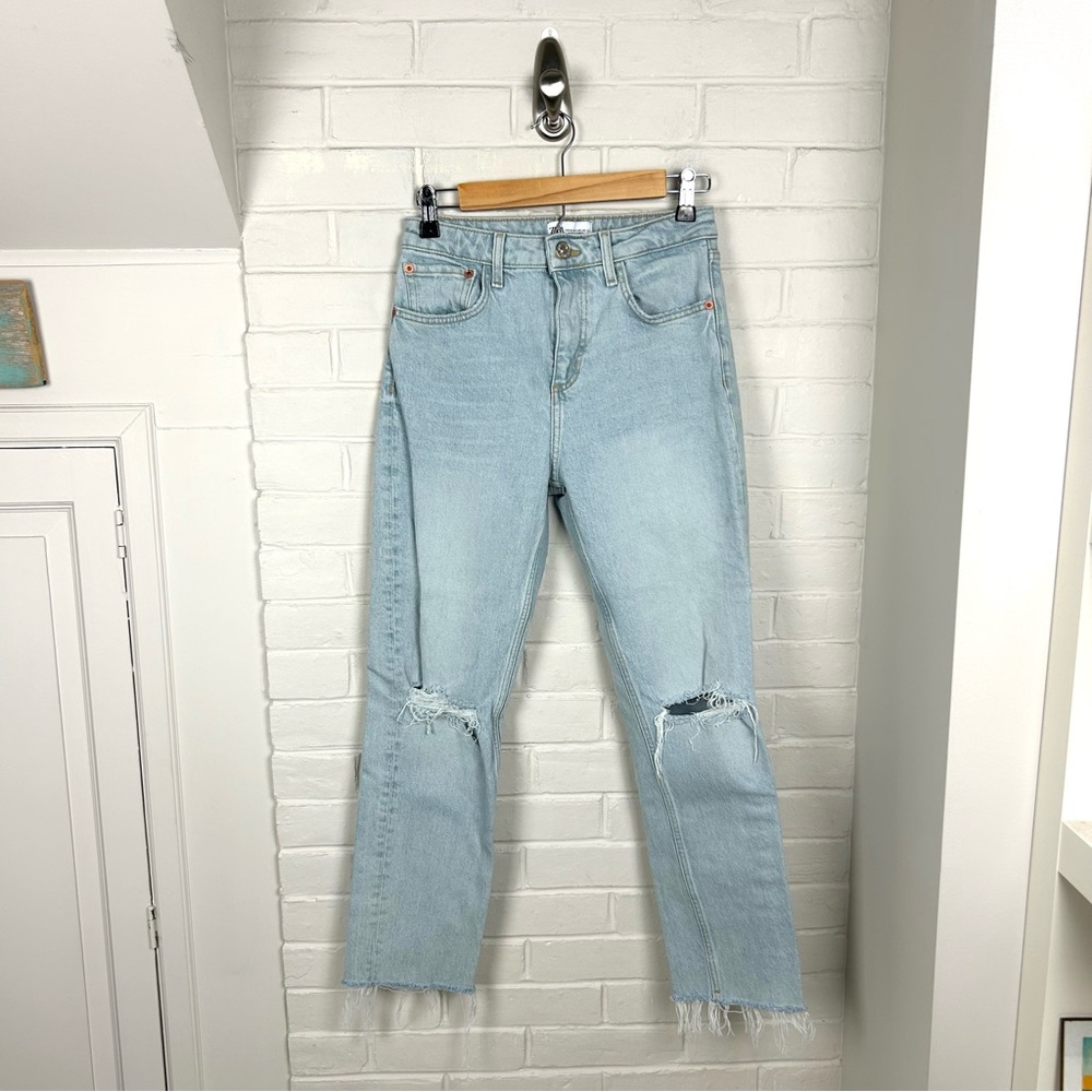 Zara Classic Straight Leg Distressed Jeans Size 4